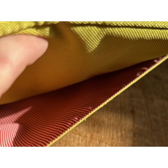 Herschel Tech Sleeve - Green - leather bottom - Picture 5 of 8